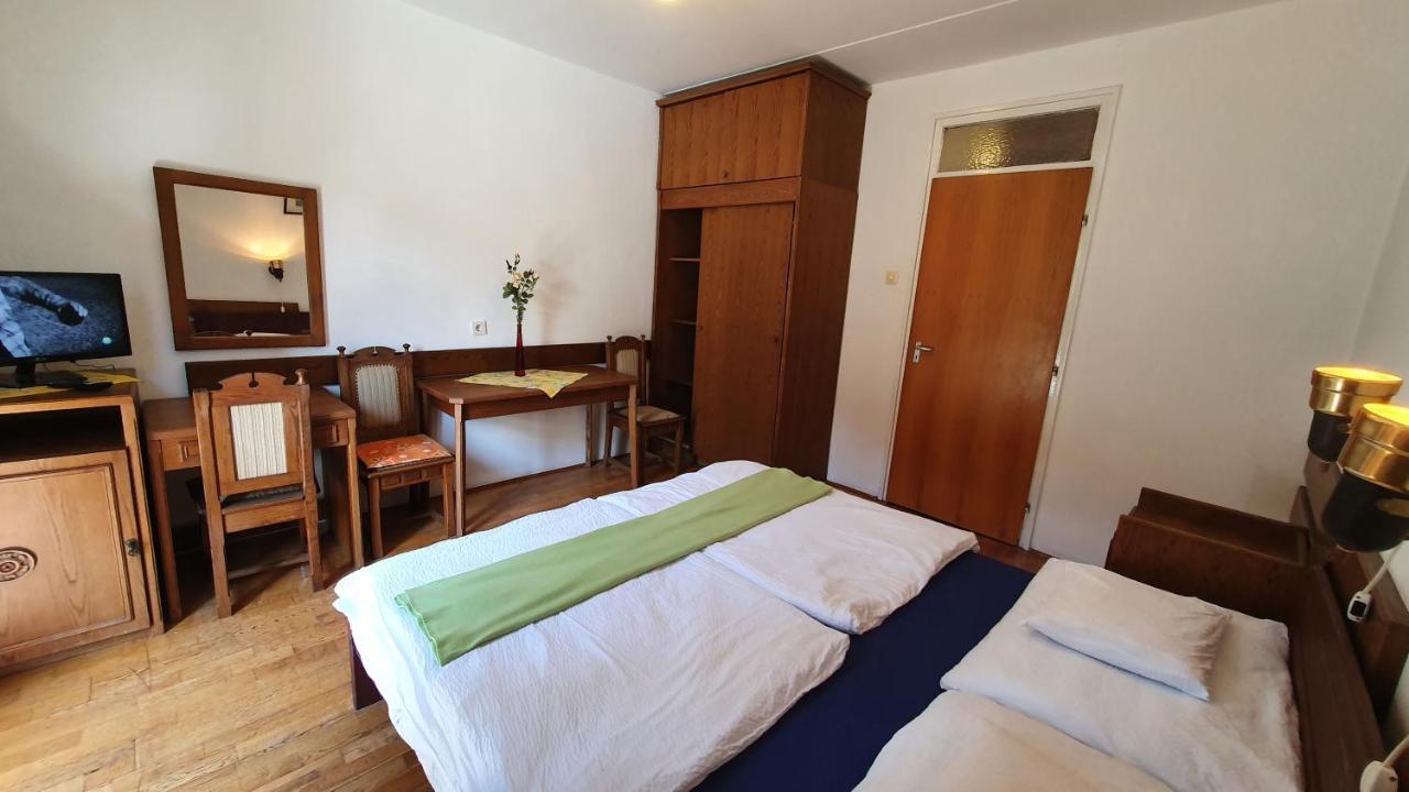Harmonia Apartmanhaz 발라톤엘 외부 사진
